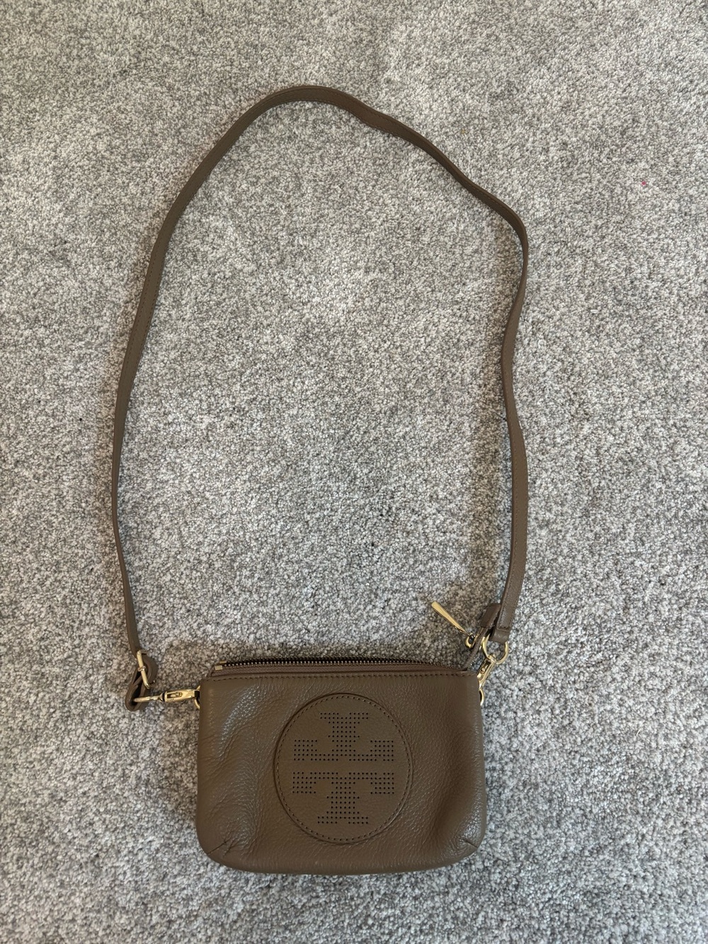 Leather Crossbody Bag in Olive Brown - Tori Burch - gently worn a few times